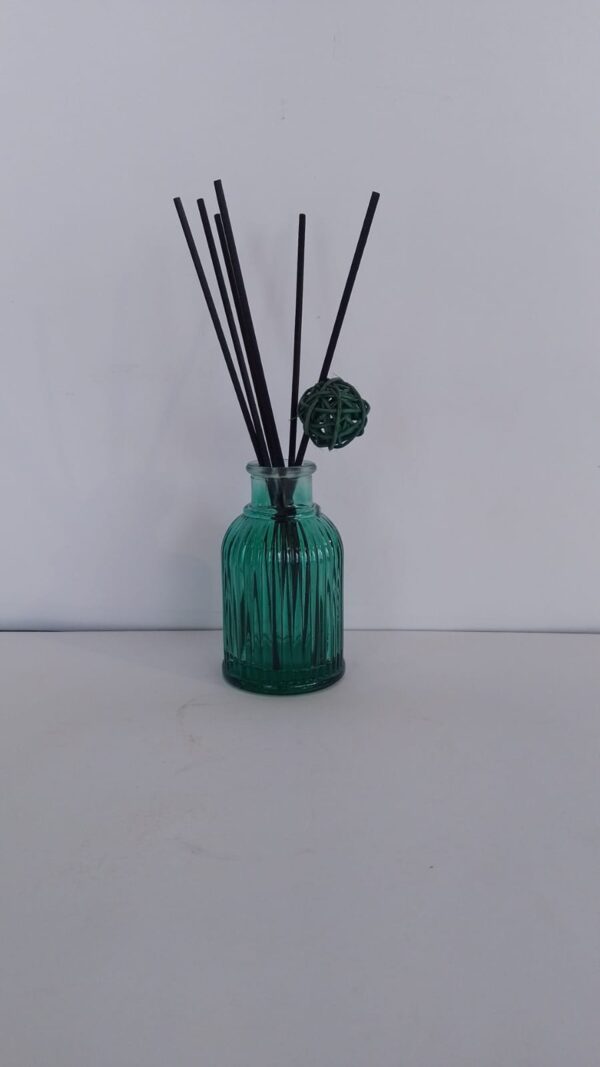 Frasco para difusor de ambiente de vidro com vareta decorada